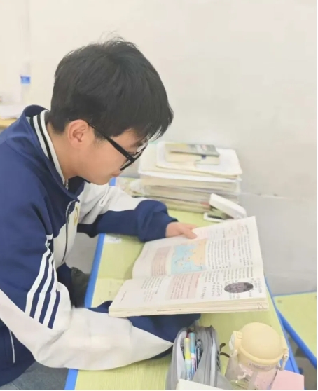青衿之志 履践致远 | 学习之星：任永鑫